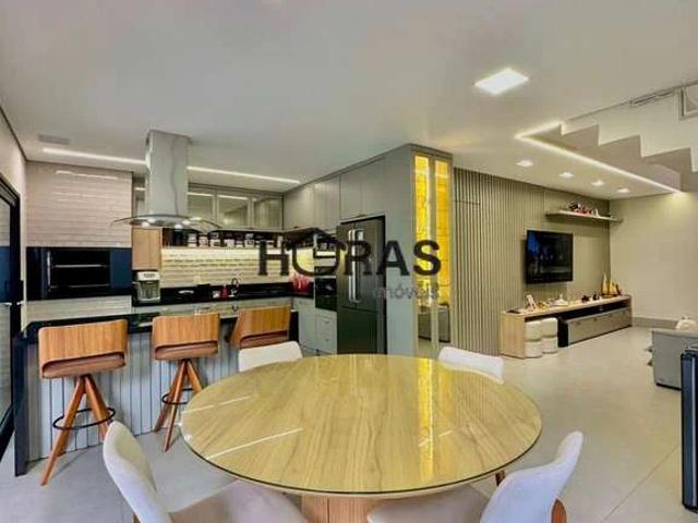Casa / Sobrado em Condomínio para Locação em Cuiabá/MT Jardim Imperial 3 Quartos
