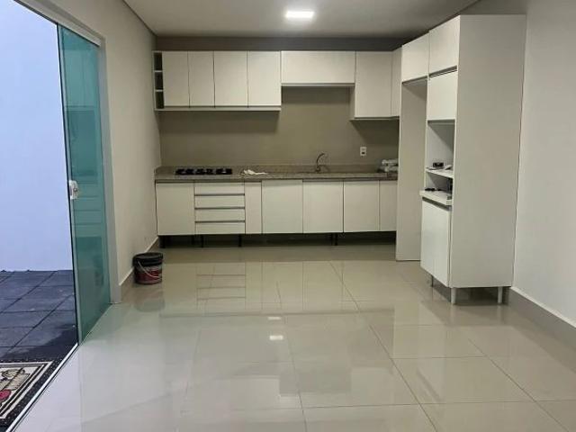Casa / Sobrado em Condomínio para Locação em Cuiabá/MT Jardim Imperial 4 Quartos