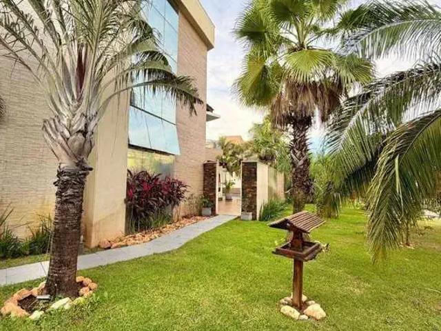 Casa / Sobrado em Condomínio para Locação em Cuiabá/MT Jardim Itália 4 Quartos