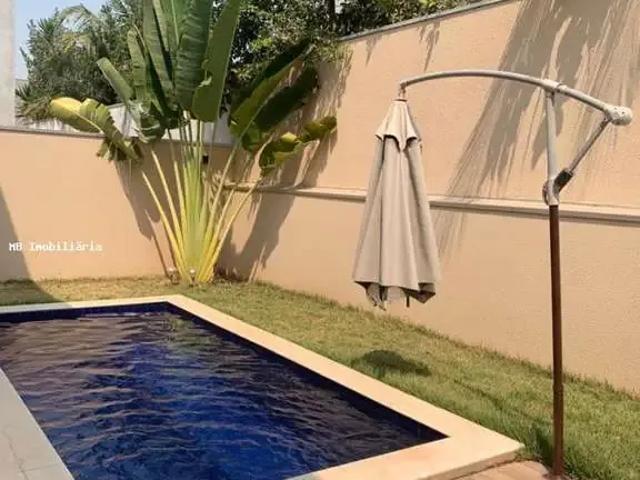 Casa / Sobrado em Condomínio para Locação em Cuiabá/MT Jardim Itália 4 Quartos
