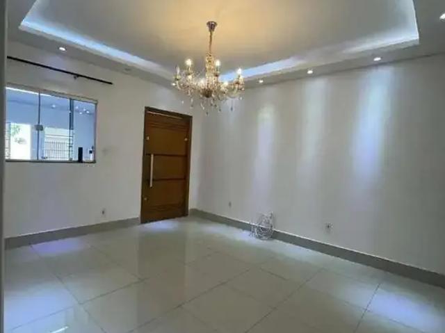 Casa / Sobrado em Condomínio para Locação em Cuiabá/MT Jardim Mossoró 3 Quartos