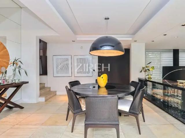 Casa / Sobrado em Condomínio para Locação em Curitiba/PR Mossunguê 6 Quartos