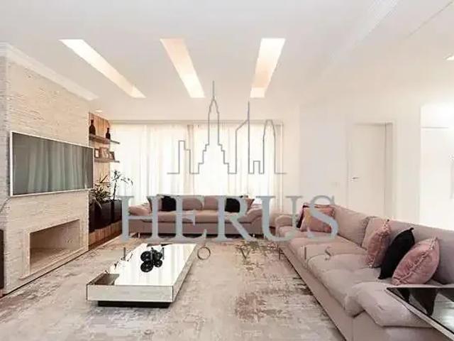 Casa / Sobrado em Condomínio para Locação em Curitiba/PR Orleans 4 Quartos