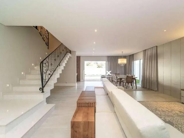 Casa / Sobrado em Condomínio para Locação em Curitiba/PR Atuba 4 Quartos