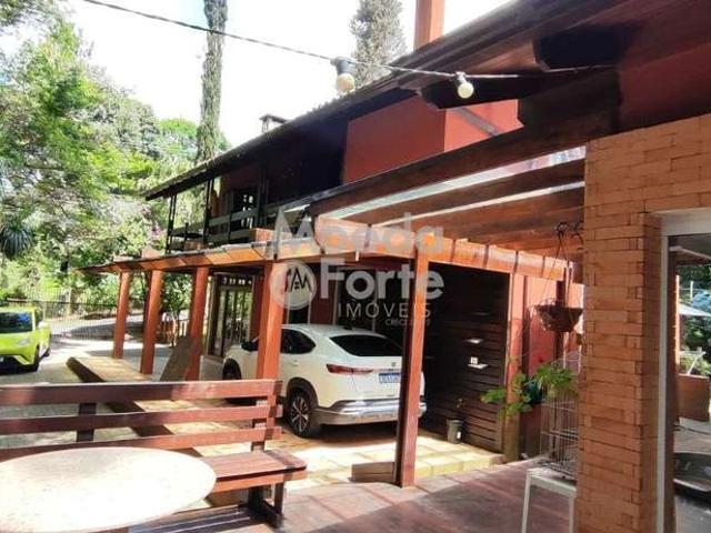 Casa / Sobrado em Condomínio para Locação em Curitiba/PR Butiatuvinha 3 Quartos