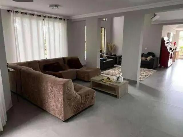 Casa / Sobrado em Condomínio para Locação em Curitiba/PR Bacacheri 5 Quartos