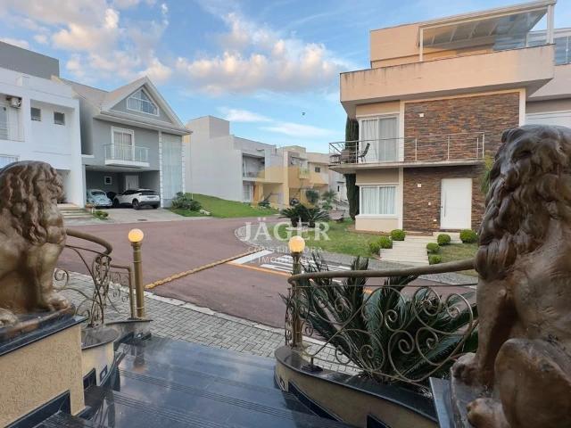 Casa / Sobrado em Condomínio para Locação em Curitiba/PR Bairro Alto 3 Quartos