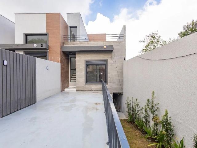 Casa / Sobrado em Condomínio para Locação em Curitiba/PR Barreirinha 3 Quartos