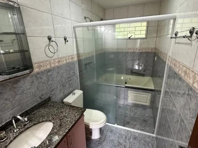 Casa / Sobrado em Condomínio para Locação em Curitiba/PR Barreirinha 3 Quartos