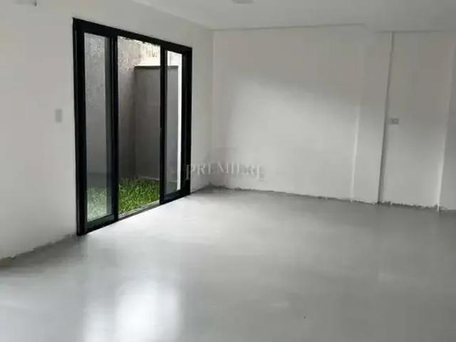 Casa / Sobrado em Condomínio para Locação em Curitiba/PR Barreirinha 3 Quartos