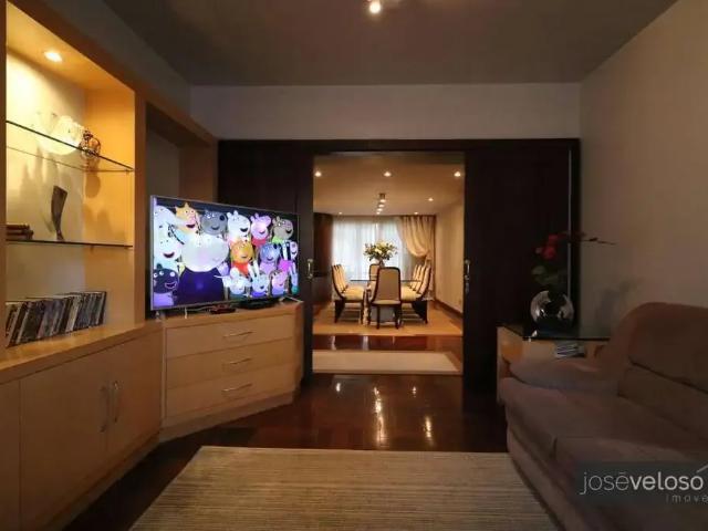 Casa / Sobrado em Condomínio para Locação em Curitiba/PR Batel 6 Quartos