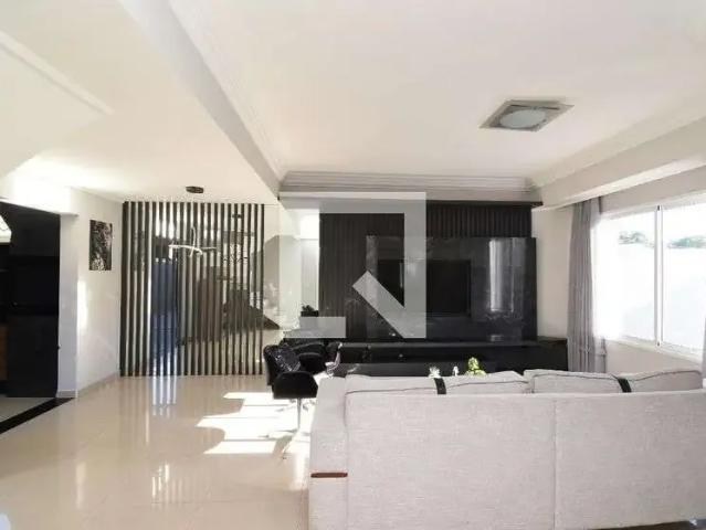 Casa / Sobrado em Condomínio para Locação em Curitiba/PR Boa Vista 3 Quartos