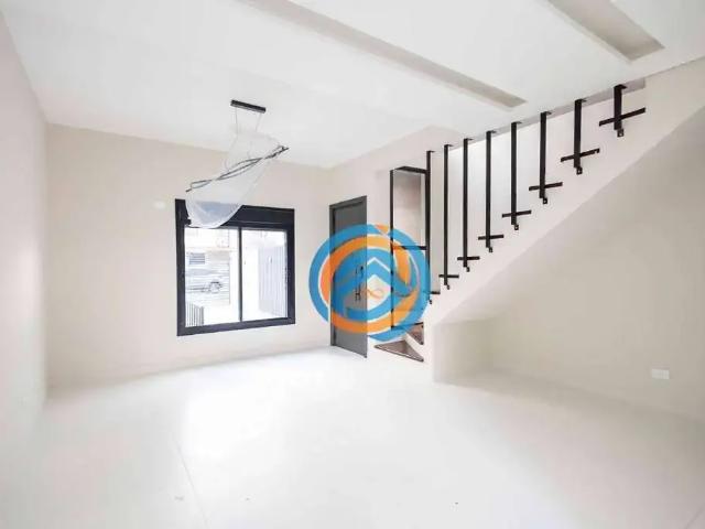 Casa / Sobrado em Condomínio para Locação em Curitiba/PR Boa Vista 3 Quartos
