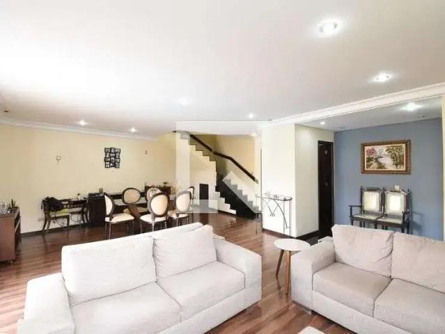 Casa / Sobrado em Condomínio para Locação em Curitiba/PR Boa Vista 3 Quartos