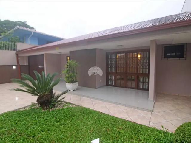 Casa / Sobrado em Condomínio para Locação em Curitiba/PR Bom Retiro 3 Quartos