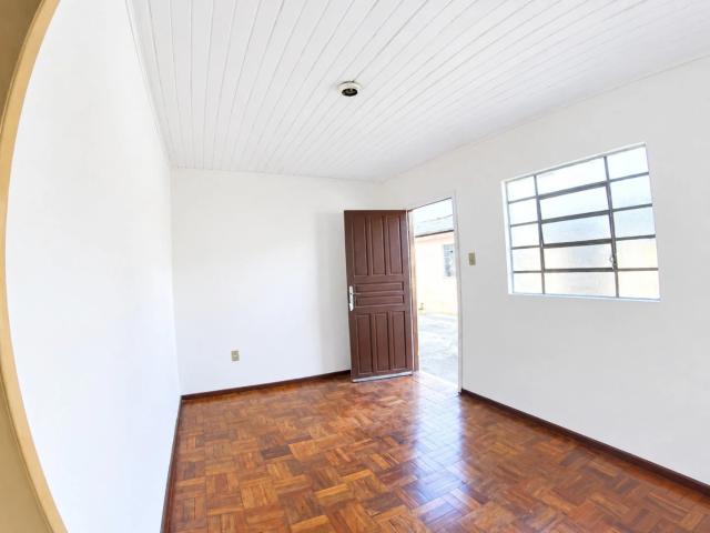 Casa / Sobrado em Condomínio para Locação em Curitiba/PR Boqueirão 1 Quartos