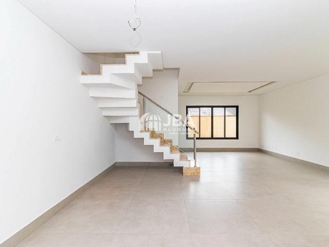 Casa / Sobrado em Condomínio para Locação em Curitiba/PR Boqueirão 3 Quartos