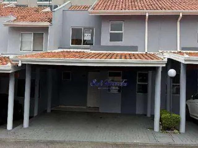 Casa / Sobrado em Condomínio para Locação em Curitiba/PR Boqueirão 3 Quartos