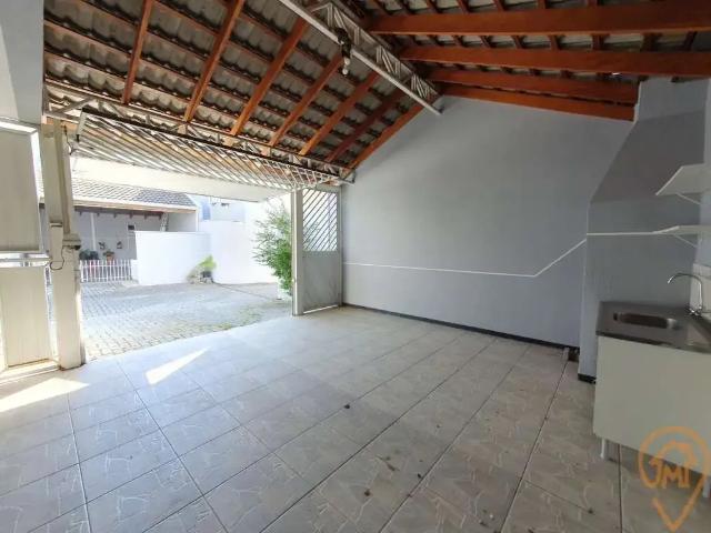 Casa / Sobrado em Condomínio para Locação em Curitiba/PR Boqueirão 3 Quartos