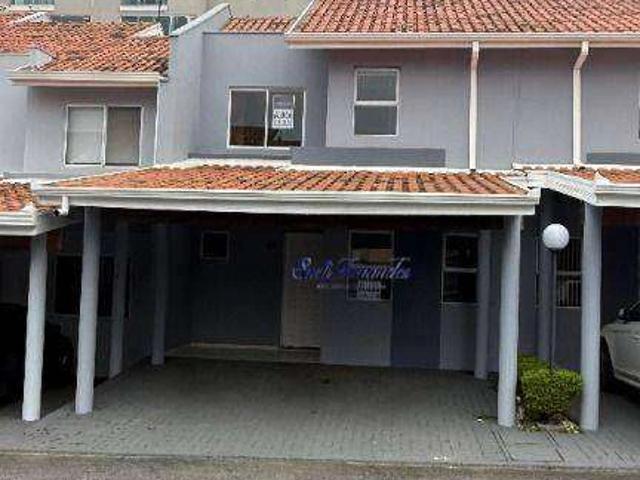 Casa / Sobrado em Condomínio para Locação em Curitiba/PR Boqueirão 3 Quartos