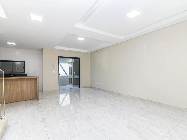 Casa / Sobrado em Condomínio para Locação em Curitiba/PR Boqueirão 3 Quartos