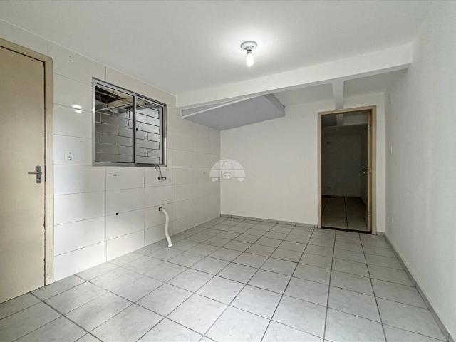 Casa / Sobrado em Condomínio para Locação em Curitiba/PR Cajuru 2 Quartos