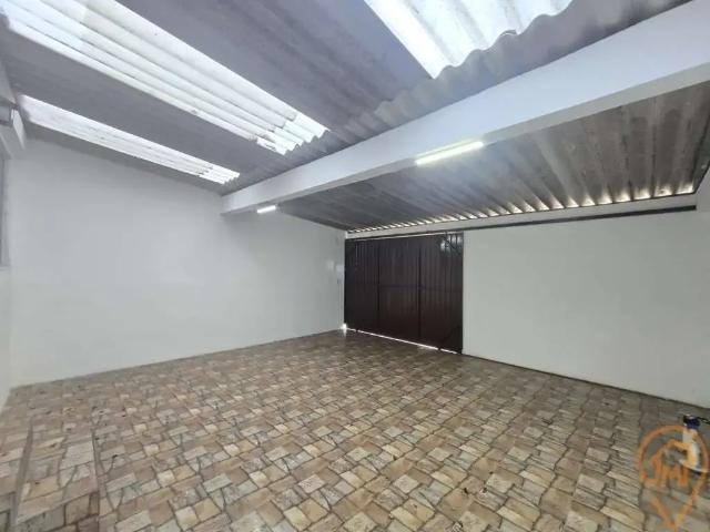 Casa / Sobrado em Condomínio para Locação em Curitiba/PR Cajuru 3 Quartos