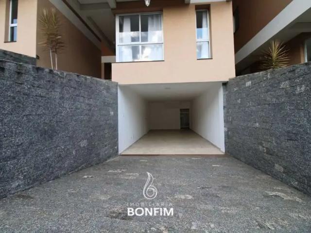 Casa / Sobrado em Condomínio para Locação em Curitiba/PR Campina do Siqueira 3 Quartos