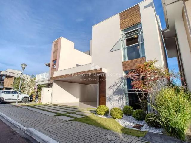 Casa / Sobrado em Condomínio para Locação em Curitiba/PR Campo Comprido 3 Quartos