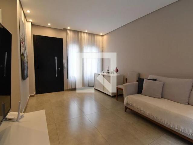 Casa / Sobrado em Condomínio para Locação em Curitiba/PR Campo Comprido 3 Quartos