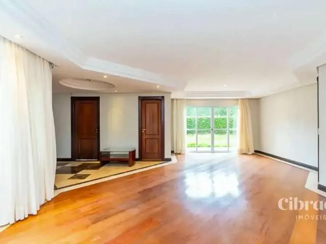 Casa / Sobrado em Condomínio para Locação em Curitiba/PR Campo Comprido 4 Quartos