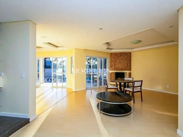 Casa / Sobrado em Condomínio para Locação em Curitiba/PR Campo Comprido 4 Quartos