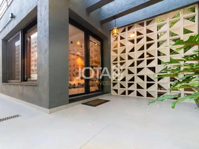 Casa / Sobrado em Condomínio para Locação em Curitiba/PR Campo Comprido 4 Quartos