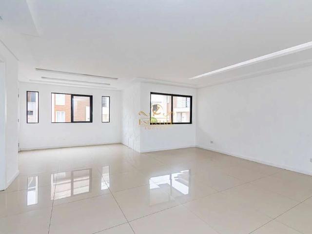 Casa / Sobrado em Condomínio para Locação em Curitiba/PR Campo Comprido 5 Quartos