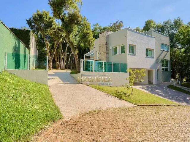 Casa / Sobrado em Condomínio para Locação em Curitiba/PR Campo Comprido 6 Quartos