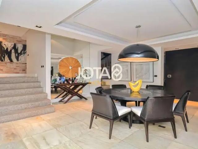 Casa / Sobrado em Condomínio para Locação em Curitiba/PR Ecoville 6 Quartos