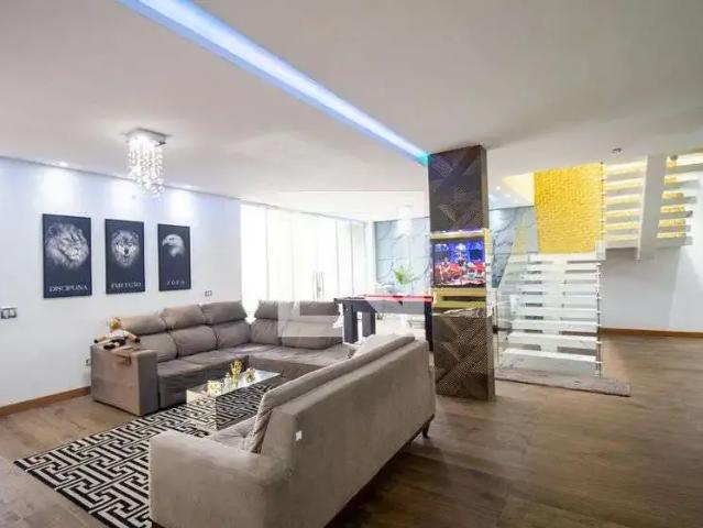 Casa / Sobrado em Condomínio para Locação em Curitiba/PR Fazendinha 3 Quartos