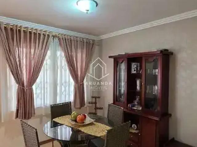 Casa / Sobrado em Condomínio para Locação em Curitiba/PR Guaíra 3 Quartos