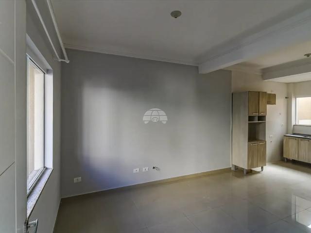 Casa / Sobrado em Condomínio para Locação em Curitiba/PR Hauer 3 Quartos
