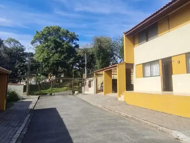 Casa / Sobrado em Condomínio para Locação em Curitiba/PR Pilarzinho 3 Quartos