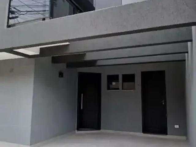 Casa / Sobrado em Condomínio para Locação em Curitiba/PR Pinheirinho 3 Quartos