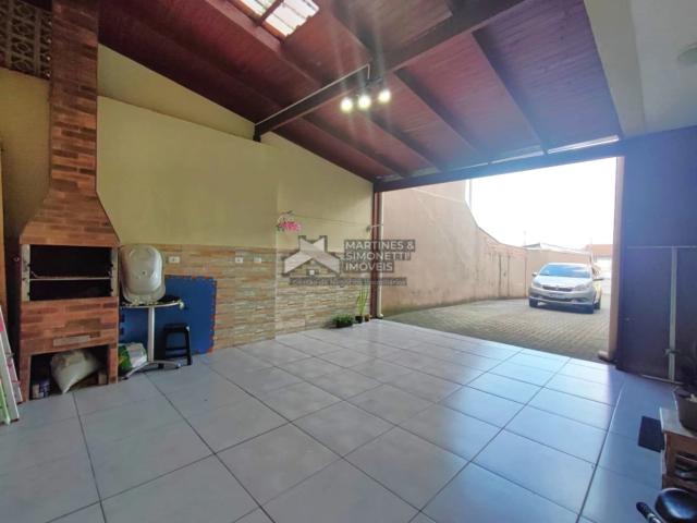 Casa / Sobrado em Condomínio para Locação em Curitiba/PR Pinheirinho 3 Quartos