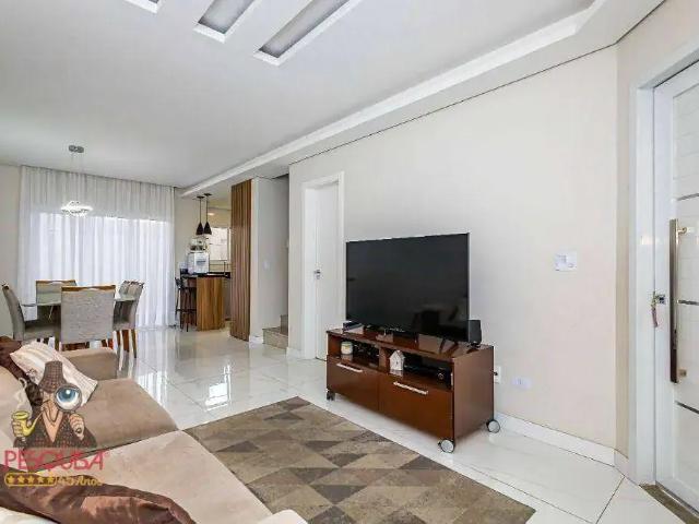 Casa / Sobrado em Condomínio para Locação em Curitiba/PR Pinheirinho 3 Quartos