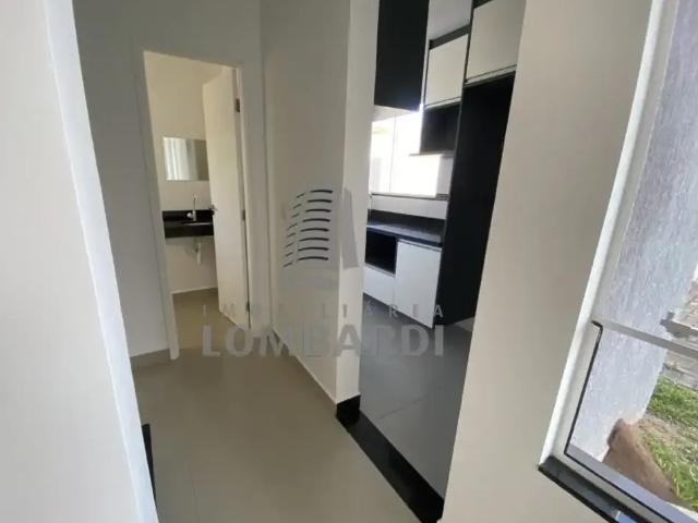 Casa / Sobrado em Condomínio para Locação em Curitiba/PR Pinheirinho 3 Quartos