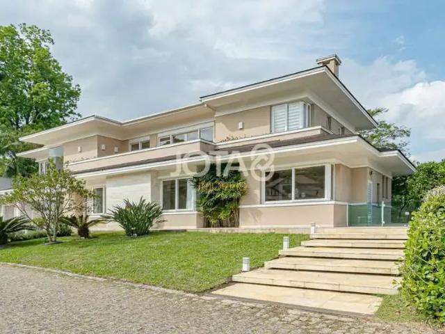 Casa / Sobrado em Condomínio para Locação em Curitiba/PR São Lourenço 3 Quartos