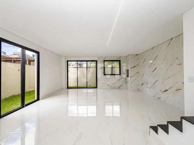 Casa / Sobrado em Condomínio para Locação em Curitiba/PR Santa Cândida 3 Quartos
