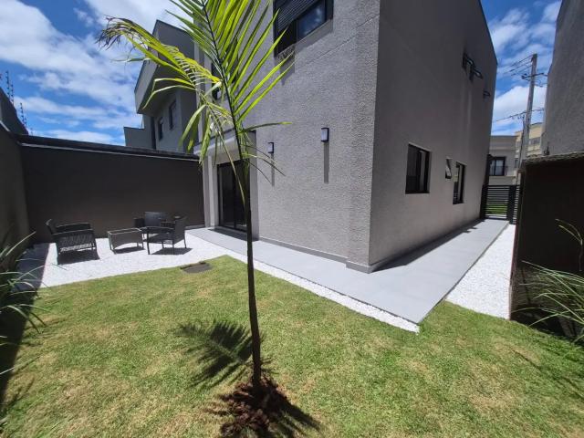 Casa / Sobrado em Condomínio para Locação em Curitiba/PR Santa Cândida 3 Quartos