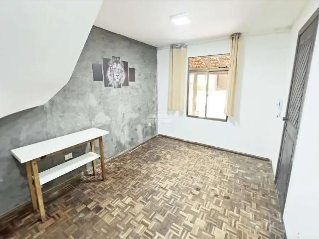Casa / Sobrado em Condomínio para Locação em Curitiba/PR Santa Cândida 3 Quartos