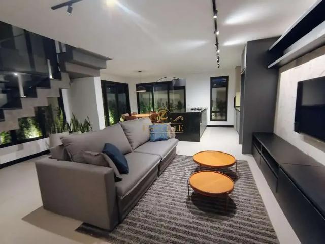 Casa / Sobrado em Condomínio para Locação em Curitiba/PR Santa Cândida 3 Quartos