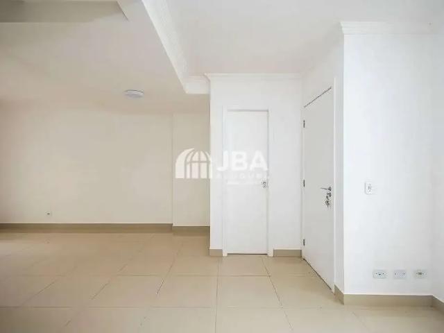 Casa / Sobrado em Condomínio para Locação em Curitiba/PR Santa Cândida 3 Quartos